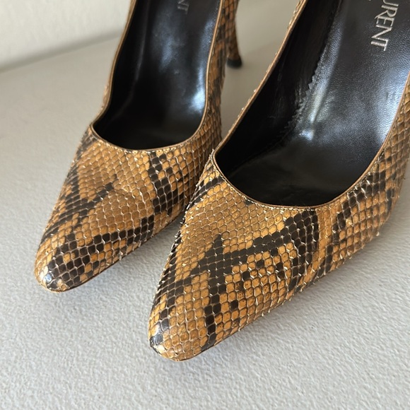 Saint Laurent Snakeskin Animal Print Pumps - Picture 10 of 11